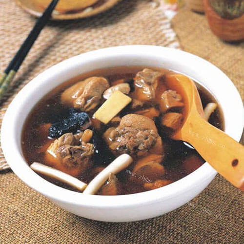 金虫草蜜枣乌鸡汤