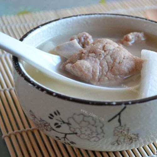 椰子煲鸡汤
