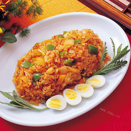 辣白菜豆芽炒饭