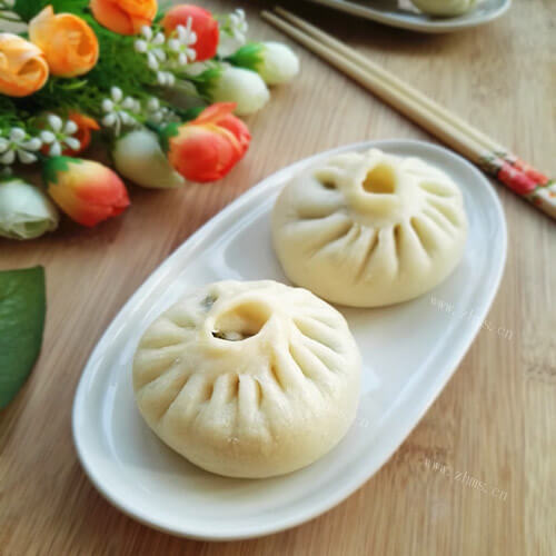 茴香包子