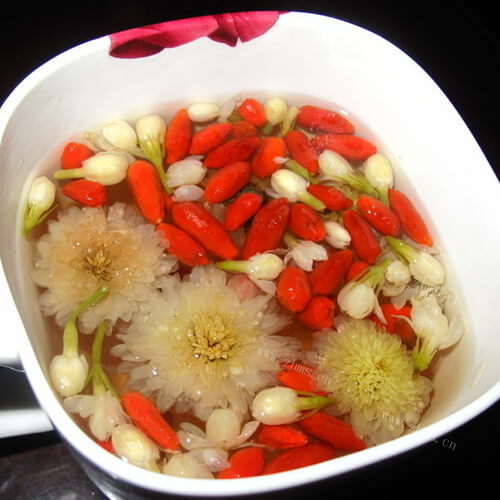 牛蒡枸杞茶
