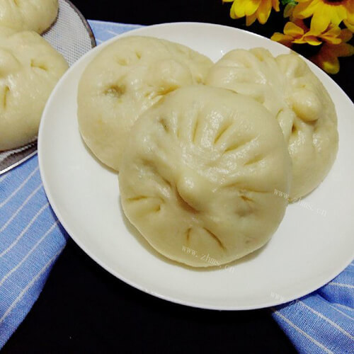 白菜猪肉馅包子