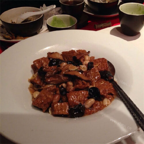红烧烤麸