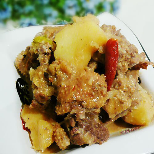 鲜美烧鹅肉