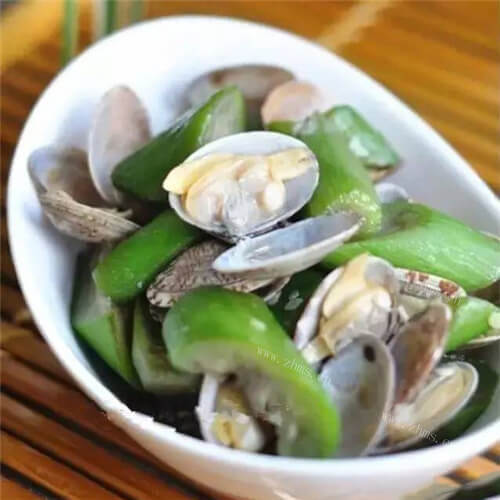 花蛤丝瓜汤