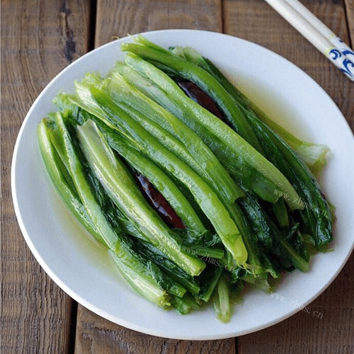 清炒油麦菜