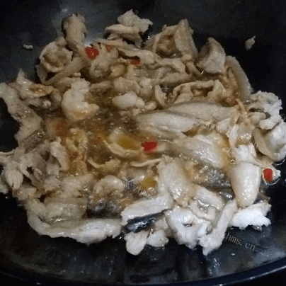 苕皮辣椒回锅肉做法图解6)