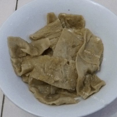苕皮辣椒回锅肉做法图解4)