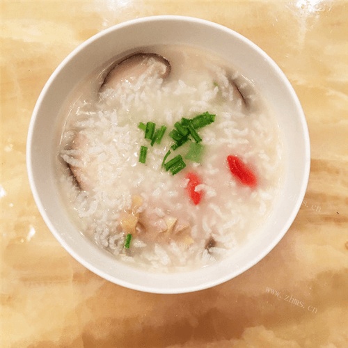 生菜鸡肉粥