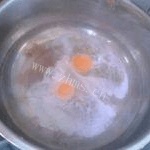 米酒煮鸡蛋做法图解3)