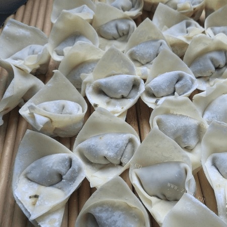 鲜牛肉馄饨做法图解7)