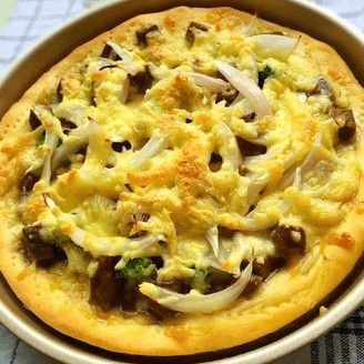 牛肉披萨