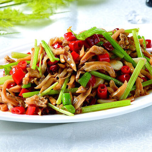 咸肉炖河蚌