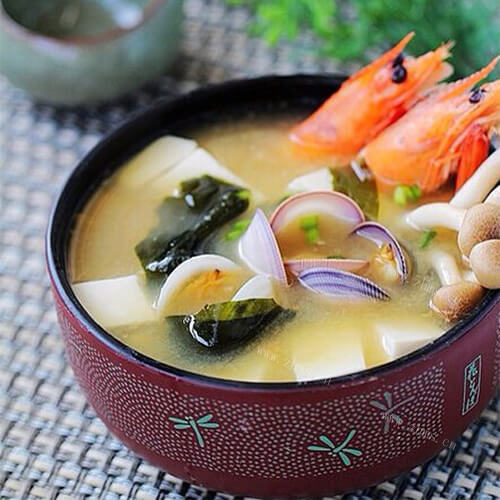 裙带菜豆腐汤