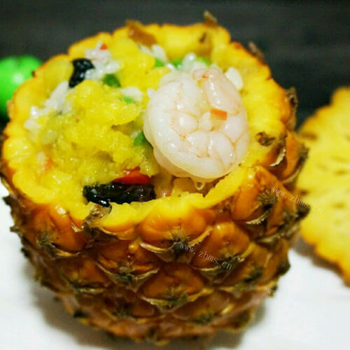 开胃菠萝饭