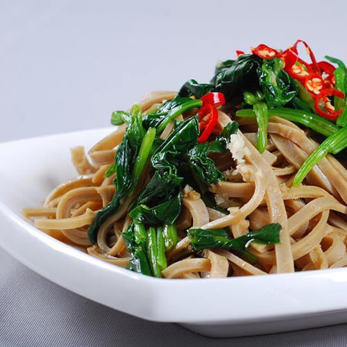 菠菜拌干豆腐丝