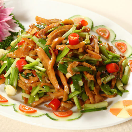 韭菜炒河蚌