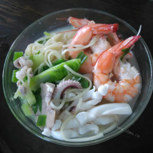 海鲜煨面