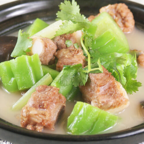 鸭汤馄饨煲