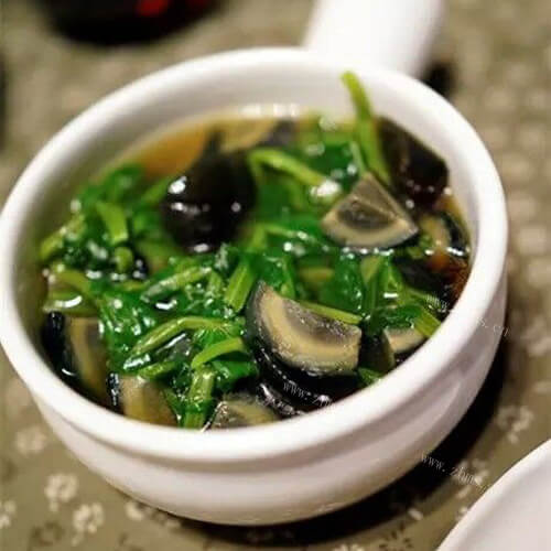 豆苗皮蛋汤