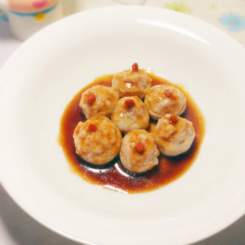 腊肠肉糜酿鲜菇