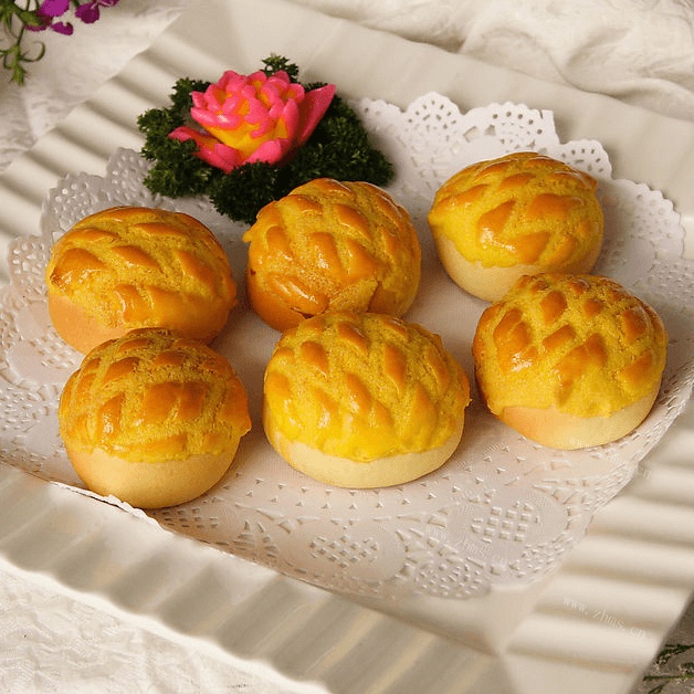 菠萝包