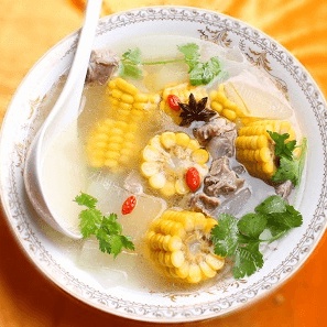 美味的排骨冬瓜汤
