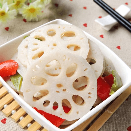 好吃的清炒藕片
