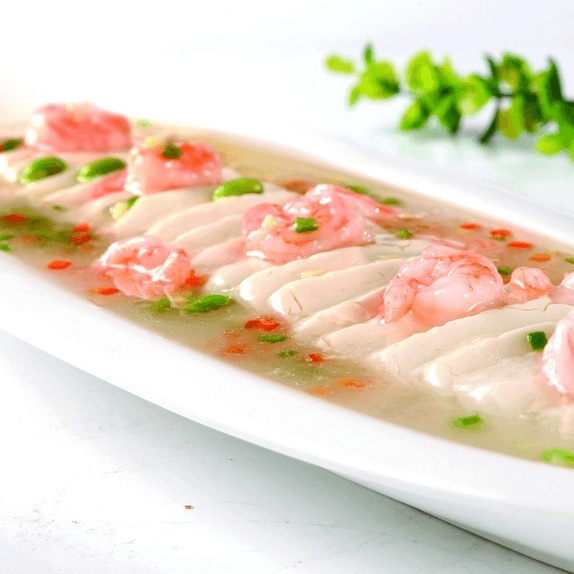 美味的虾仁豆腐