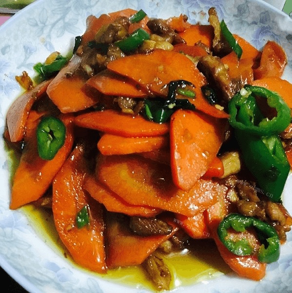 胡萝卜炒肉