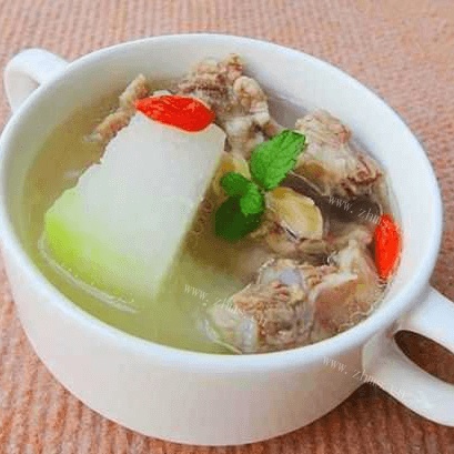 好吃的排骨冬瓜汤