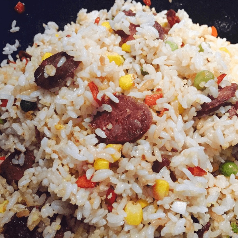美味的炒米饭
