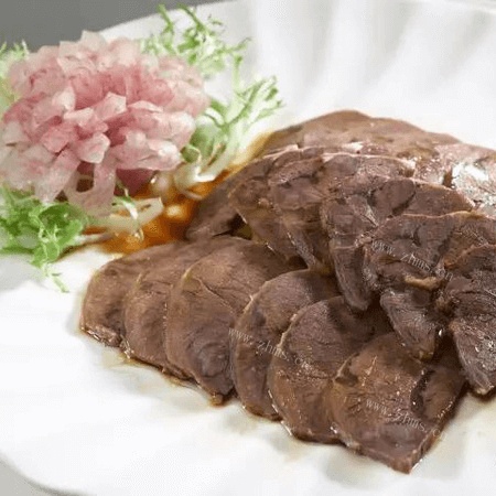 正宗卤牛肉