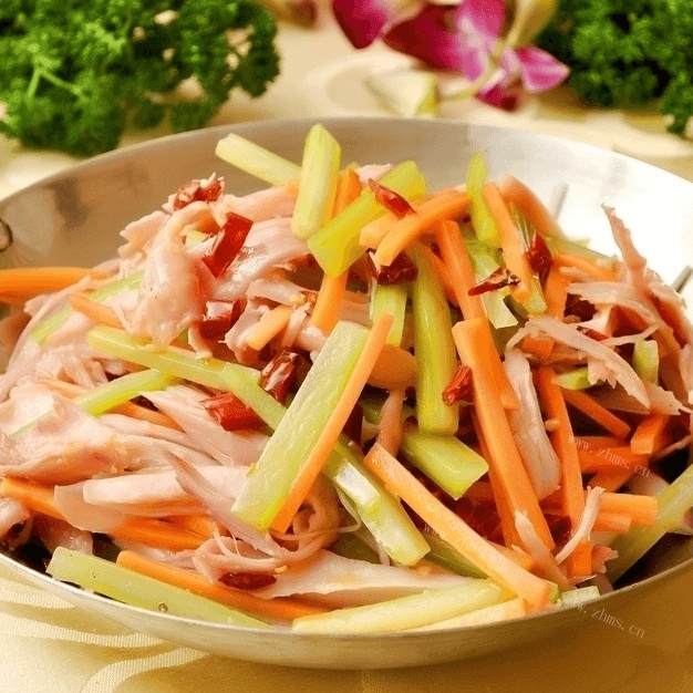 好吃的炒黄豆芽