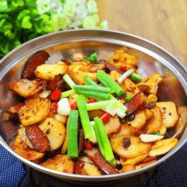 干锅土豆片