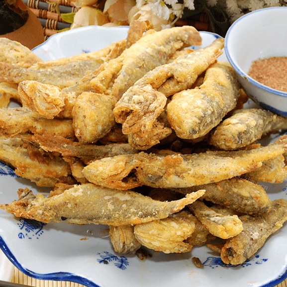 香脆的炸黄花鱼