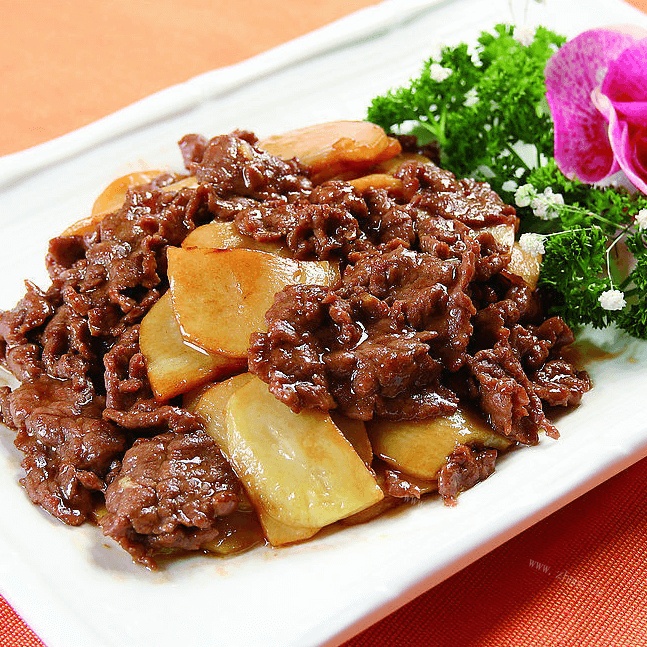 家庭土豆烧牛肉