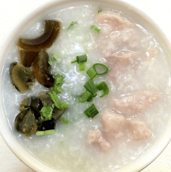 皮蛋瘦肉粥