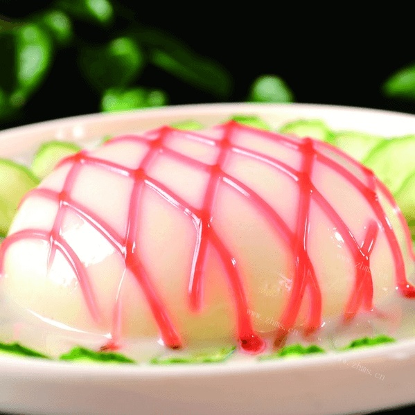 嫩嫩的杏仁豆腐