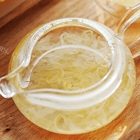 养生的自制蜂蜜柚子茶