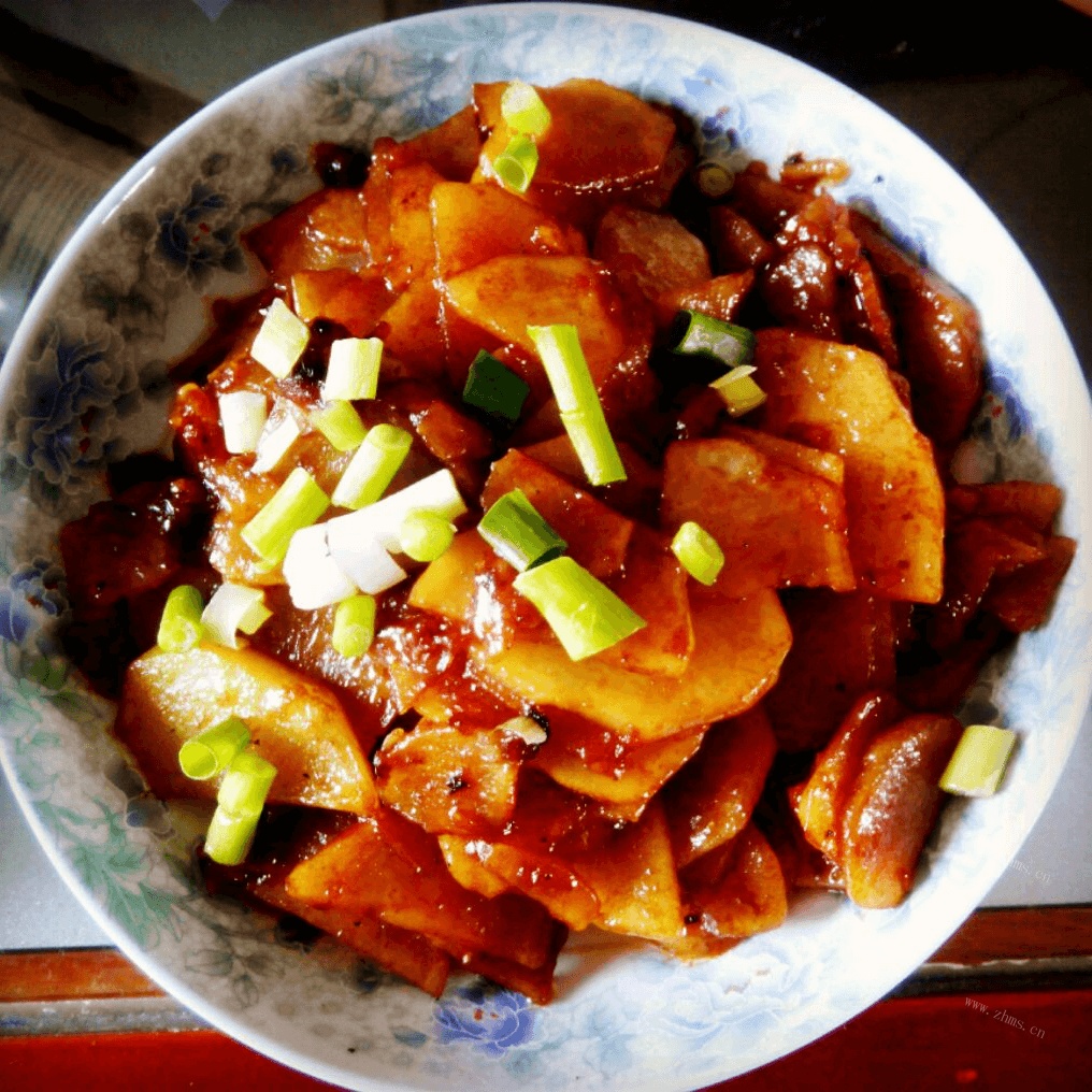 自制红烧土豆片