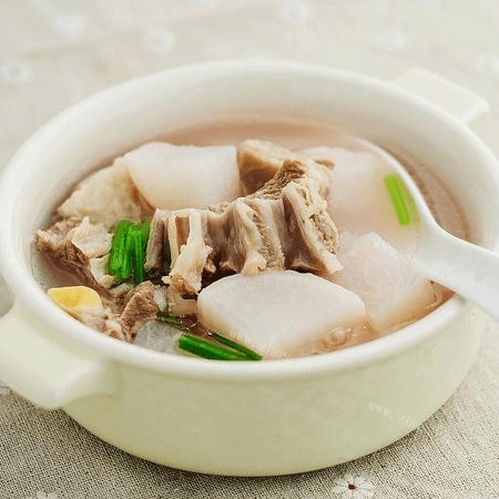 暖暖的白萝卜炖羊肉