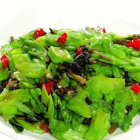 美味的清炒苦瓜