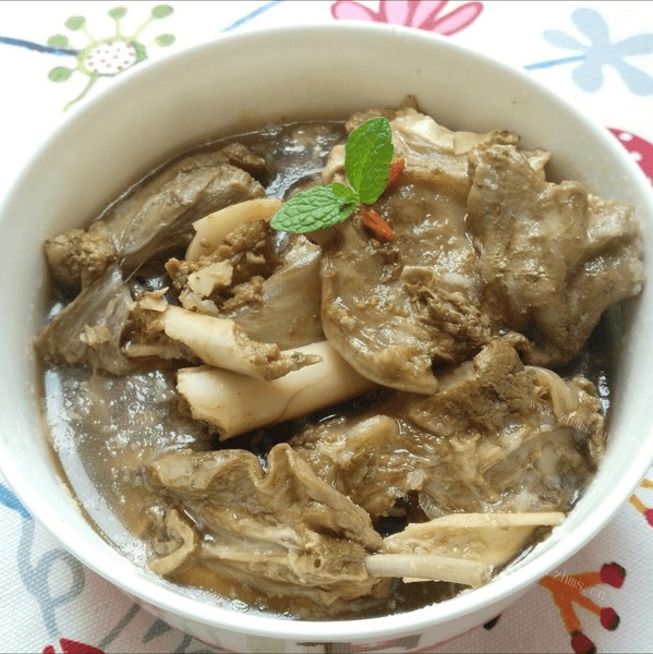 美味的清炖羊肉
