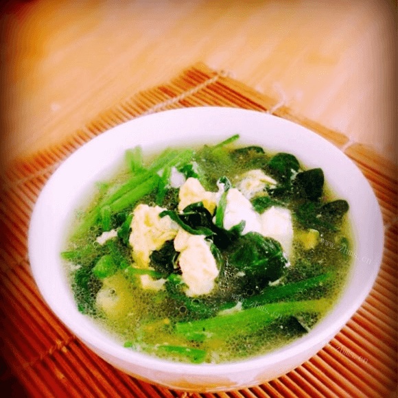 菠菜鸡蛋汤
