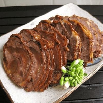 自制酱牛肉
