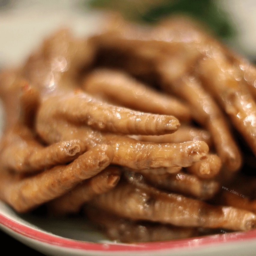 好吃的卤鸡爪