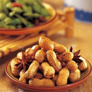 好吃的煮花生