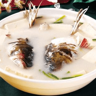 好吃的鱼头豆腐