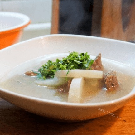美味的萝卜羊肉汤